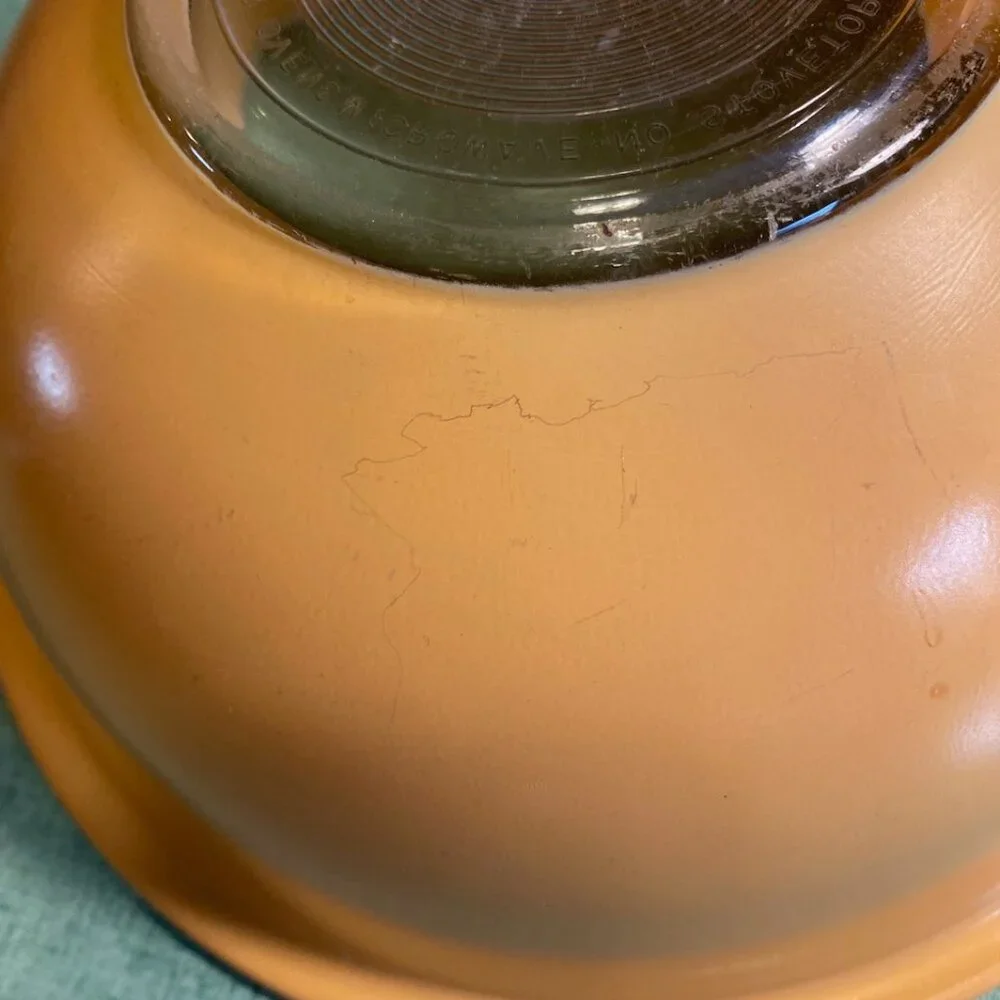 Ten Inch Glass Pyrex Peach Big Mixing Bowl